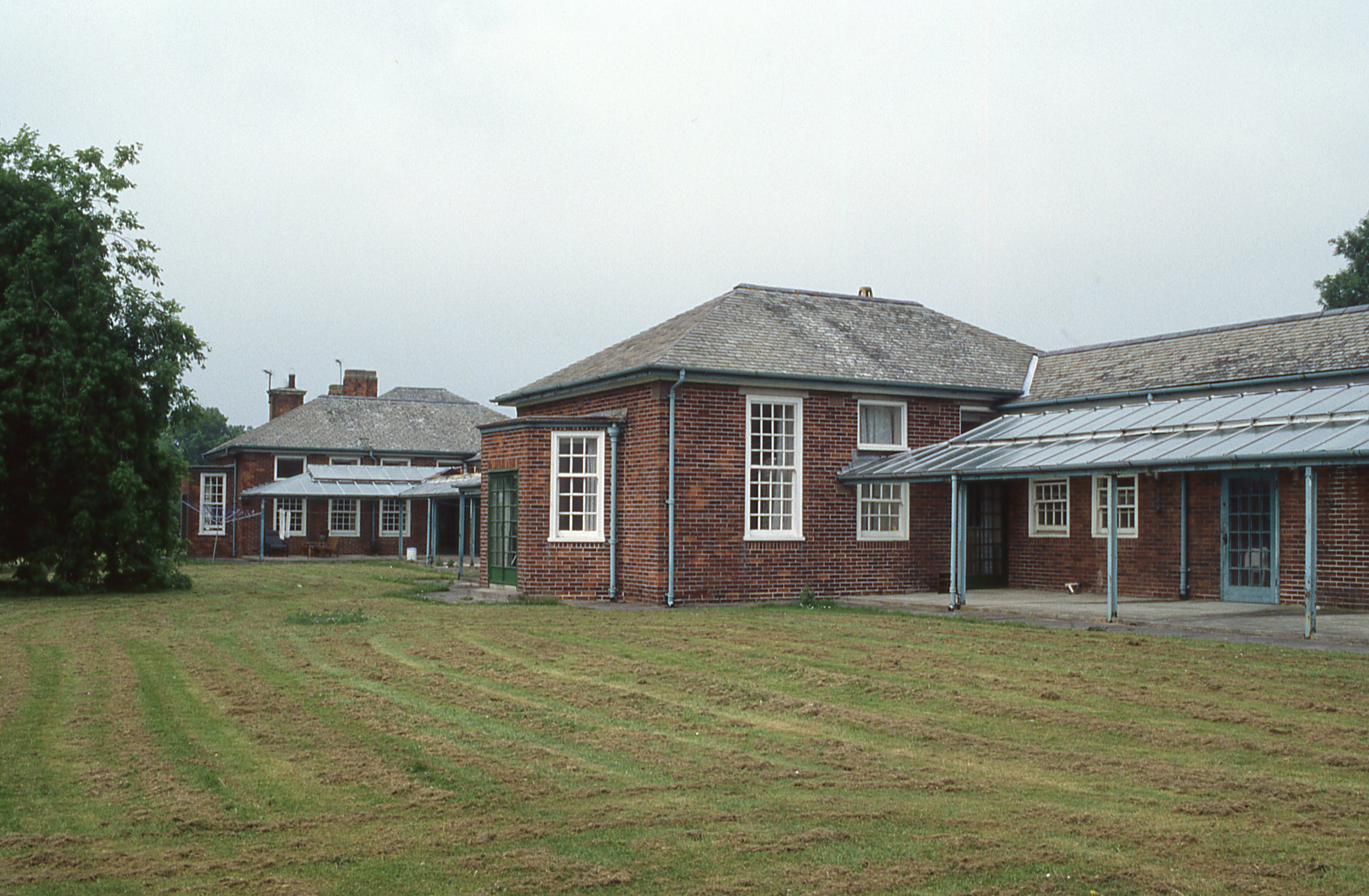 Devon Moorhaven hospital Kathryn slides123 Historic Hospitals